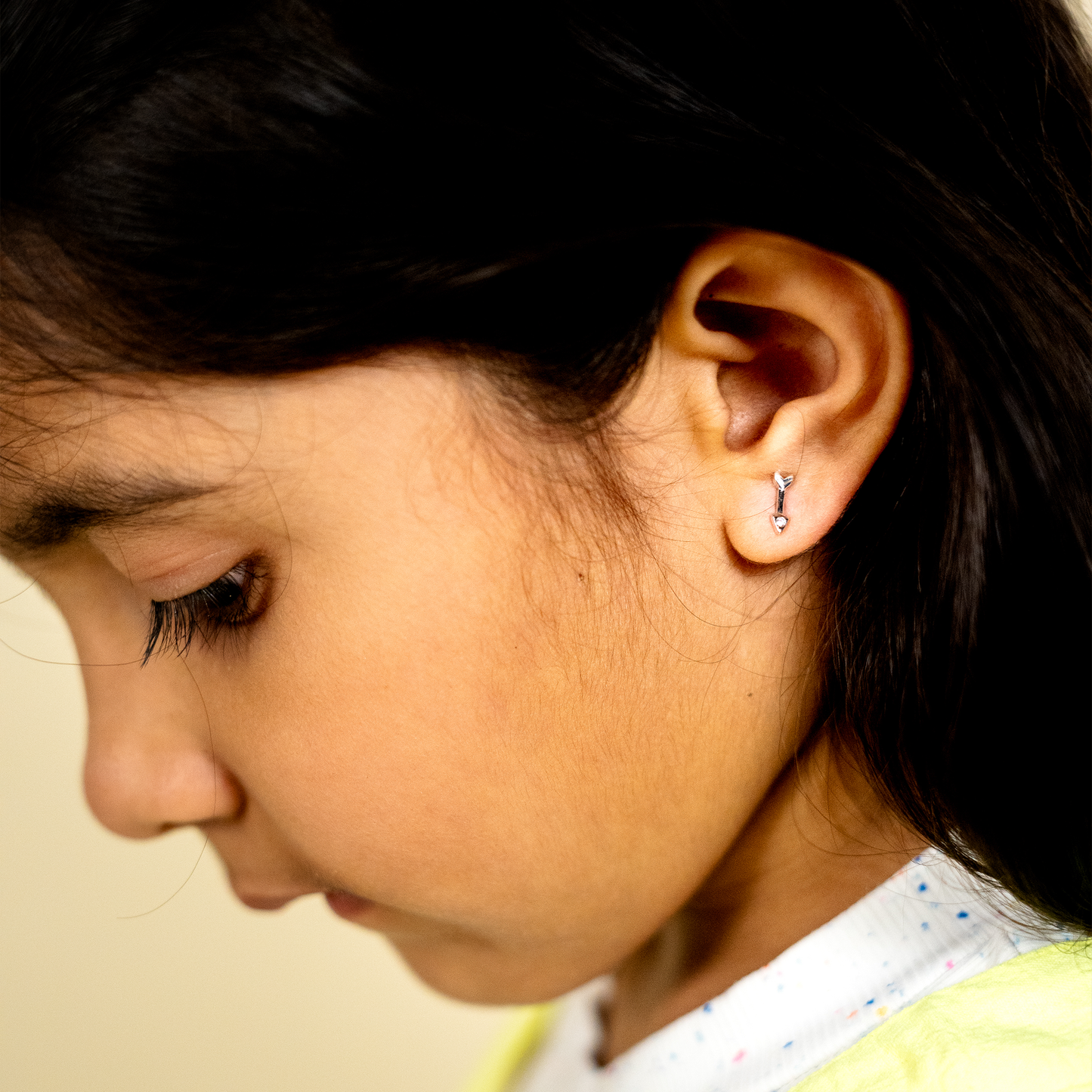 Mini Mivraa - Arrow Earrings