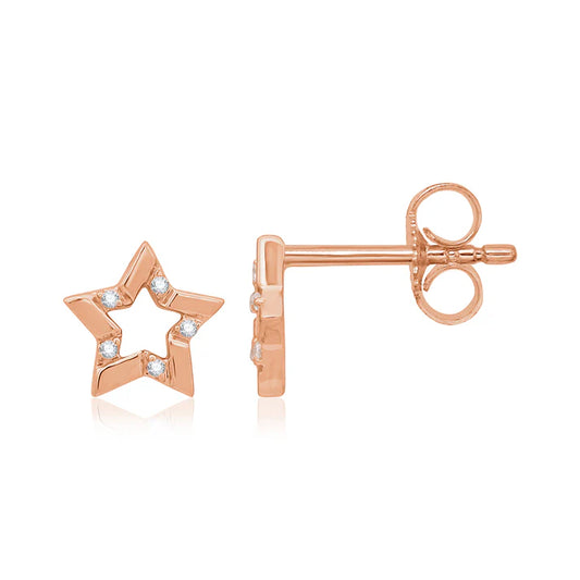 "Tiny Treasures: Exploring the Latest Trends in Small Earrings for a Timeless Look"