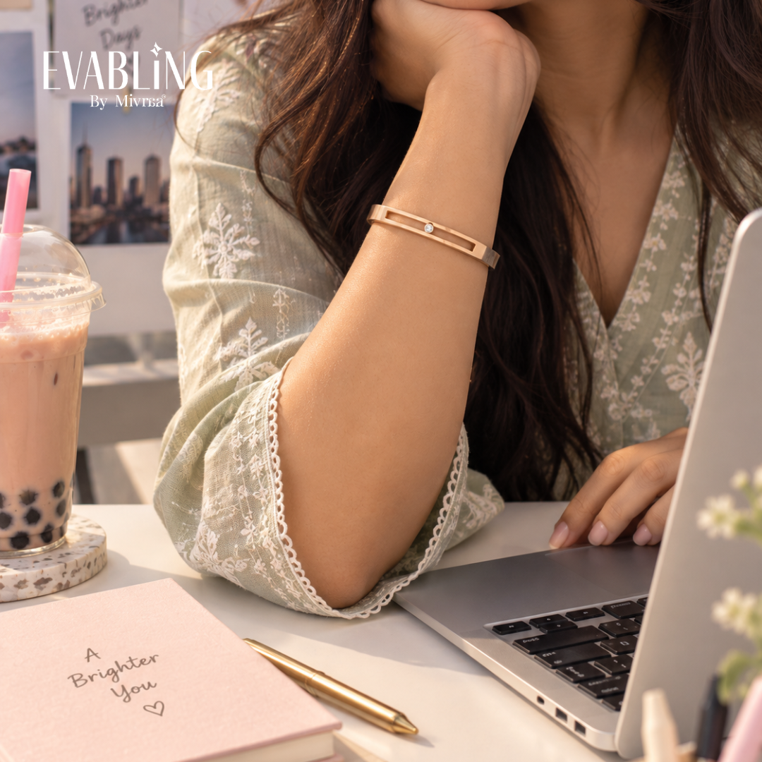 EVABLiNG by Mivraa - Glow Bar Bracelet