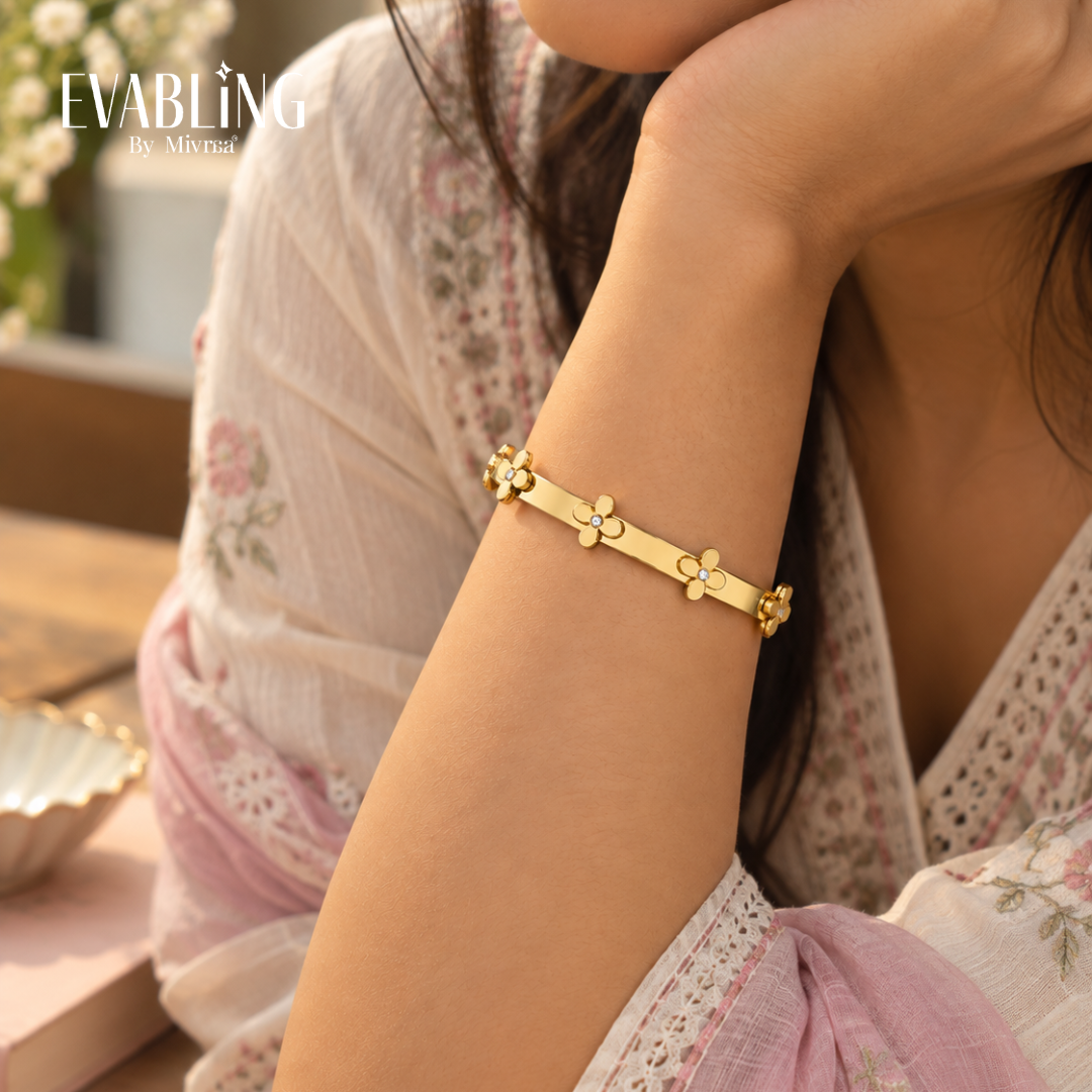 EVABLiNG by Mivraa - Kadda Floral Brecelet