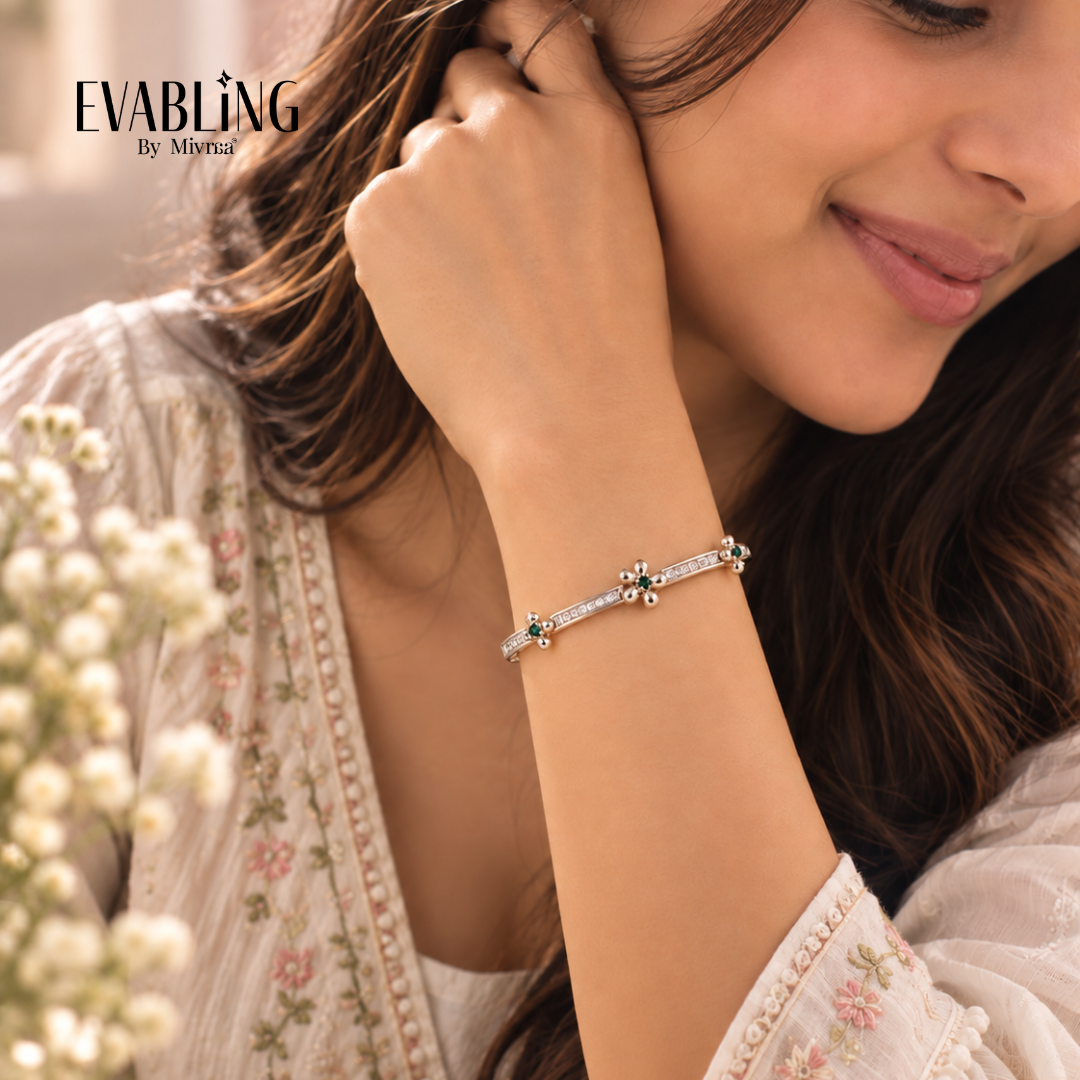 EVABLiNG by Mivraa - Triple Flower Bracelet