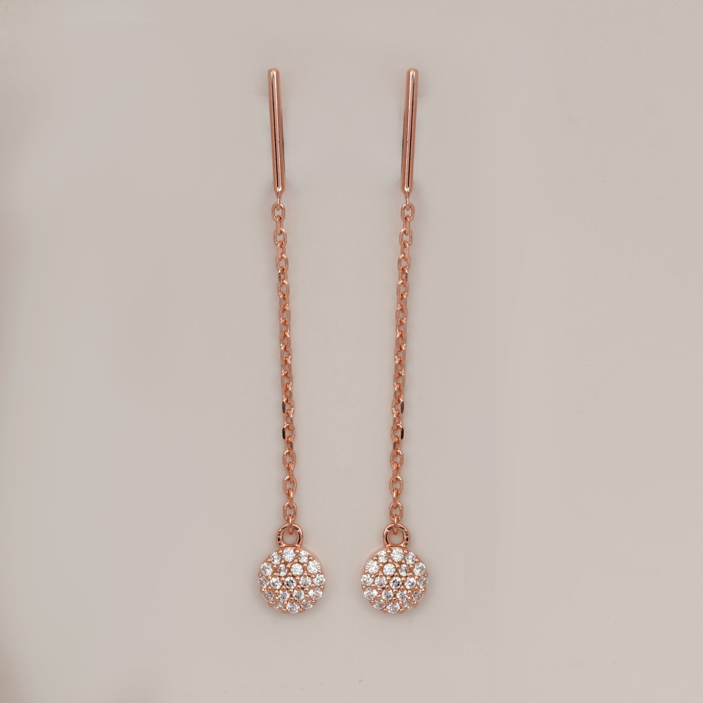 MINI MIVRAA -Sui Daga Round Diamond Earrings