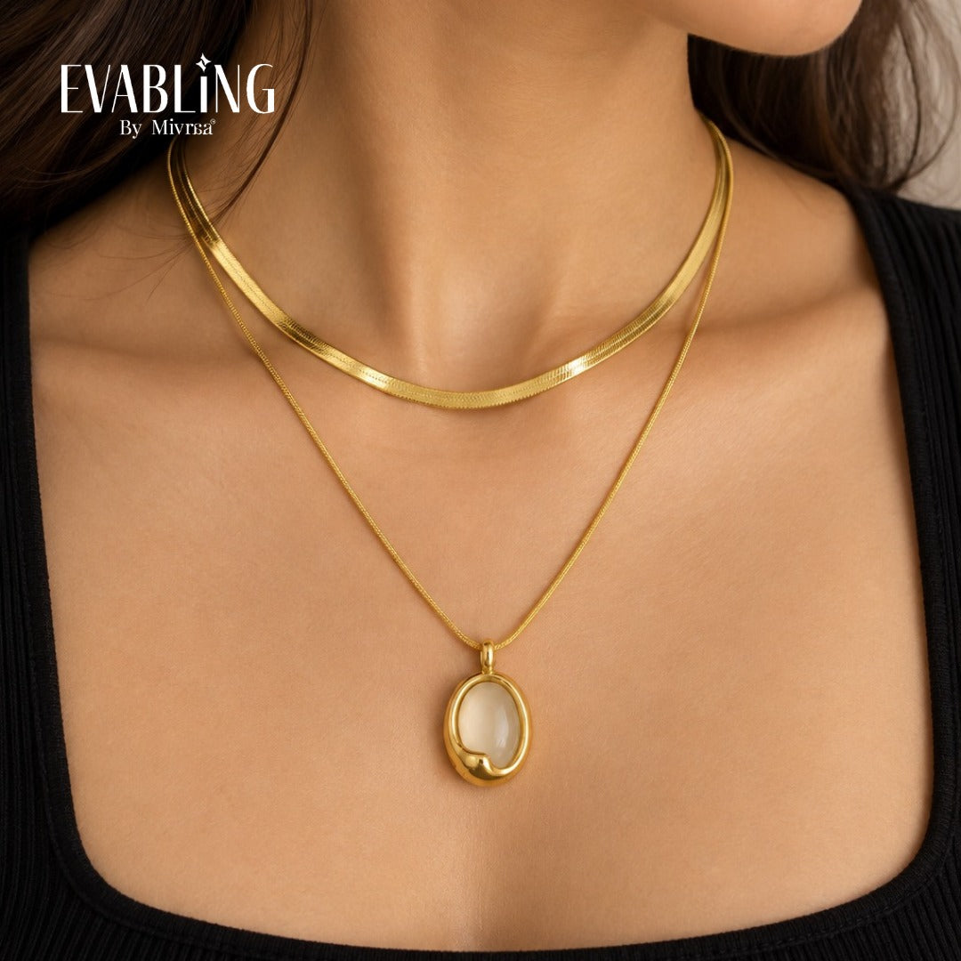EVABLiNG by Mivraa - Oval Dome Pendant Necklace