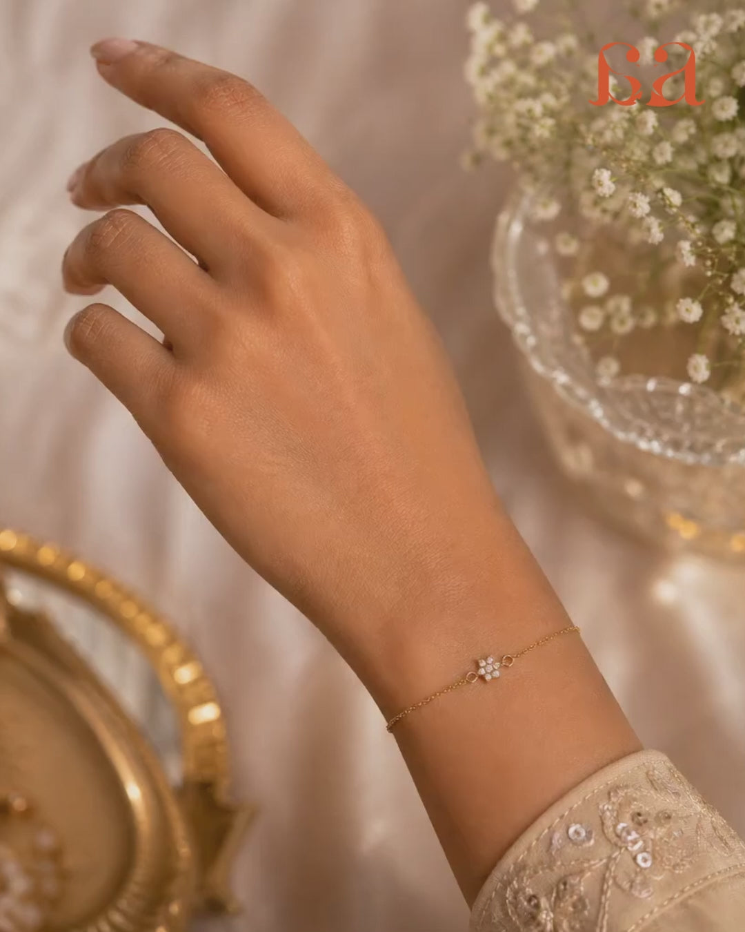 huvu-diamond-bracelet-for-girls-video