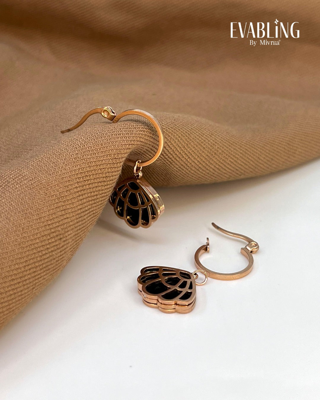 EVABLiNG by Mivraa - Floral Drop Hoops