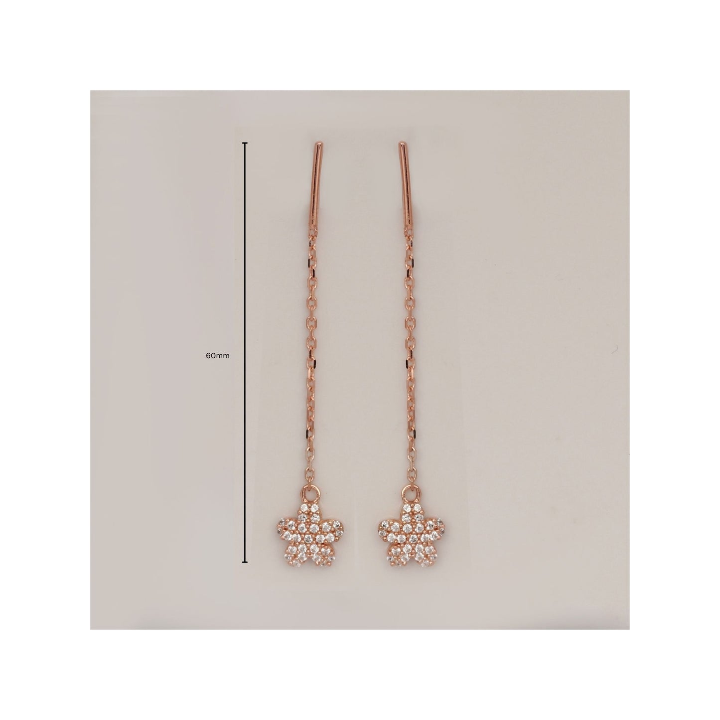 MINI MIVRAA Sui Daga Star Earrings